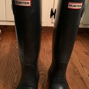 Navy tall hunter boots